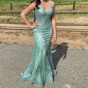 Mermaid Green Prom dress